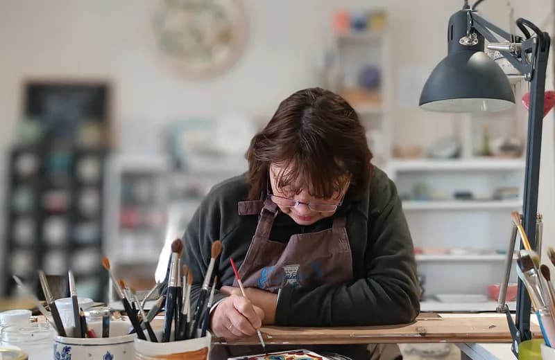 Atelier FAIENCE ET COULEURS à CHAROLS