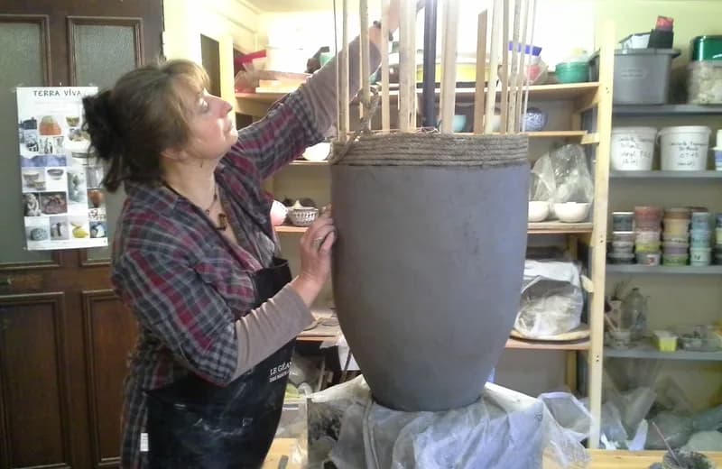 Atelier ISABELLE ROCHE CERAMISTE à SAINT JULIEN D'ANCE